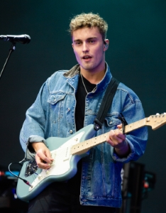 Sam Fender